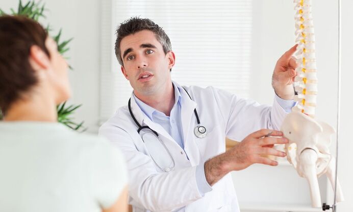If you have symptoms of osteochondrosis, you should contact your doctor to prescribe a hardware examination of your spine